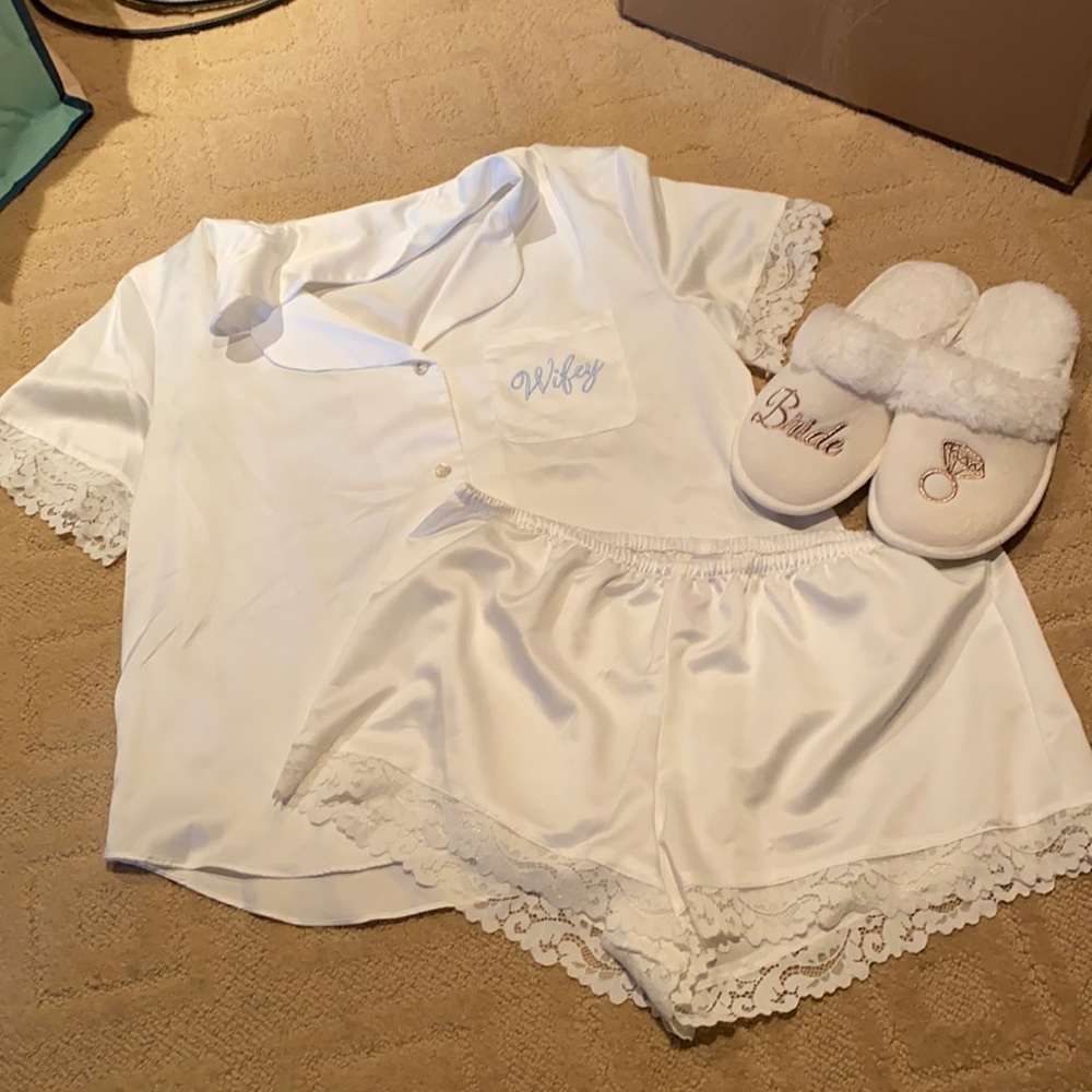 Bridal sleep set